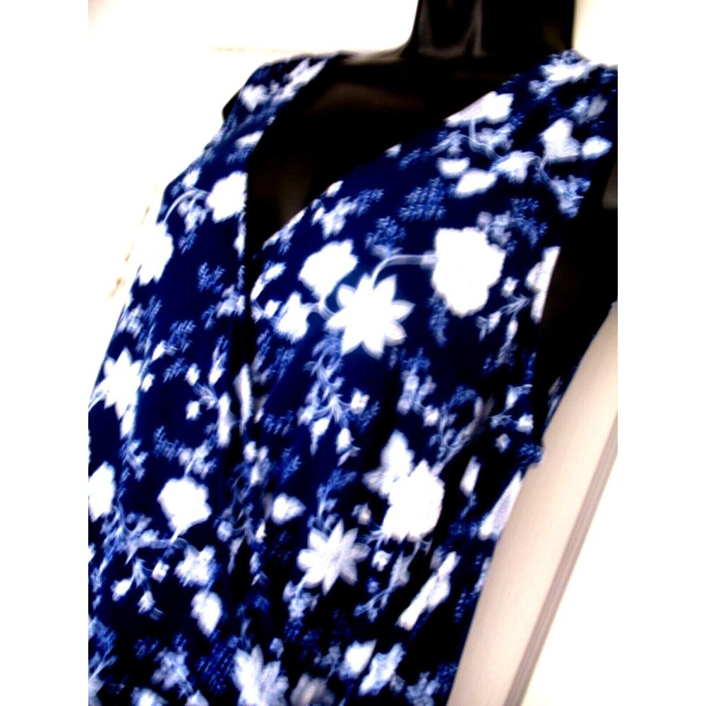 Banana Republic Women's strapped Floral Midi sundress with side tie.